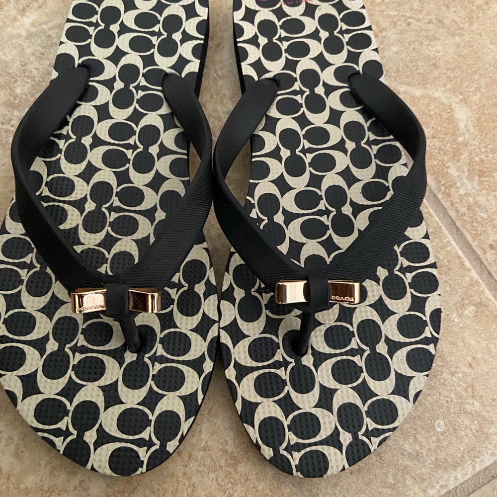 Coach flip flops